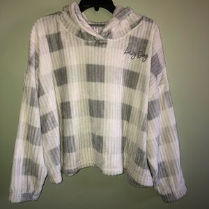 White/gray fluffy sweater